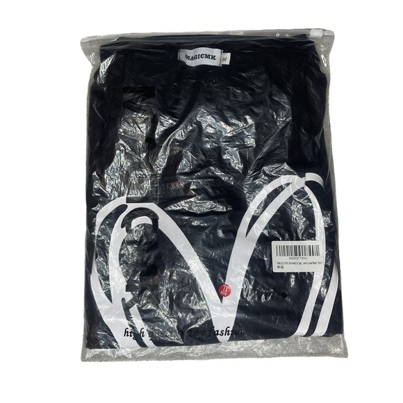 Magicmk V-Neck Black Cotton Blend White Heart Graphic Cap Sleeve Tee Women XL - Picture 5 of 6